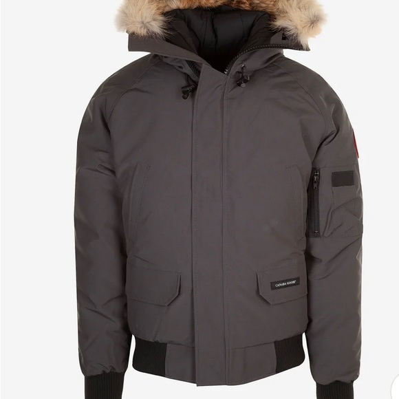 Canada Goose Woman’s jacket - Picture 2 of 5